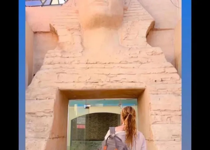 Sphinx Szálloda 3*